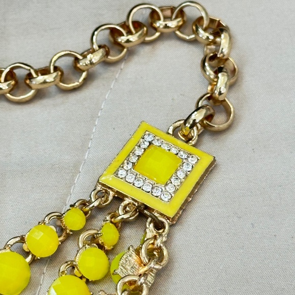 Gold Tone Lemon Yellow Faceted Disks 3 Strand Necklace Costume Jewelry Vintage - Picture 3 of 16